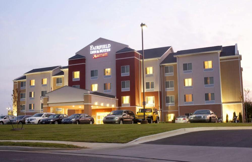 Fairfield Inn & Suites By Marriott Педука Екстер'єр фото